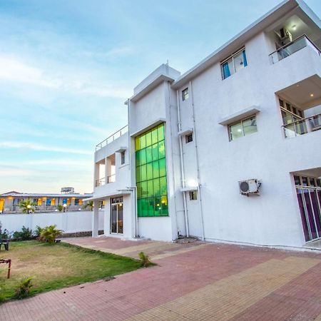 Empyrean Stay Ll 6Bhk Ll Royal Bramha Palace Ll Pvt Pool Ll Lonavala Bagian luar foto